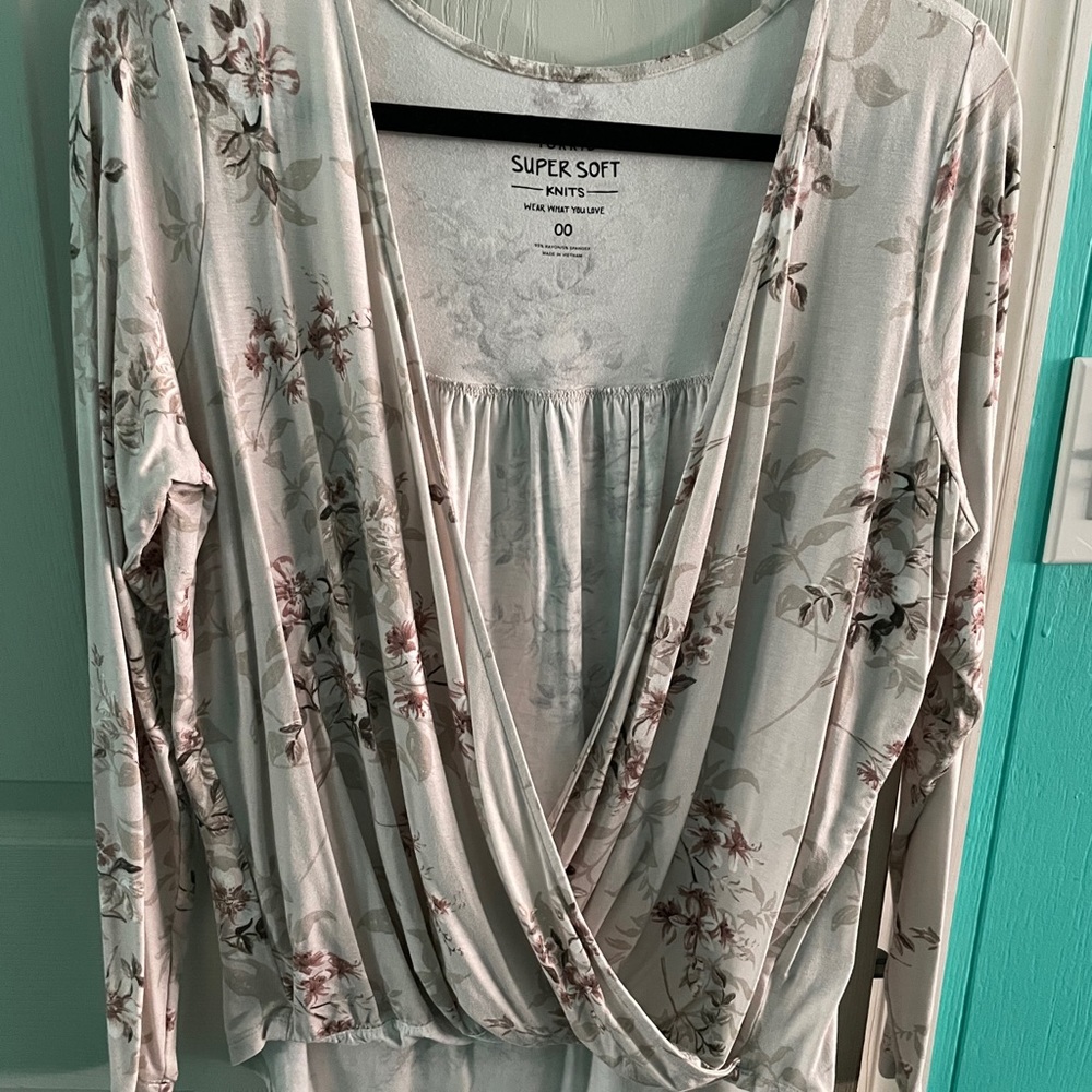 Torrid Super Soft Long Sleeve Shirt Size:00